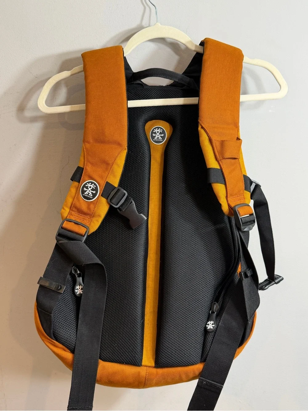 Y2K Crumpler Sheep Scarer commuter laptop 14” 15” backpack orange